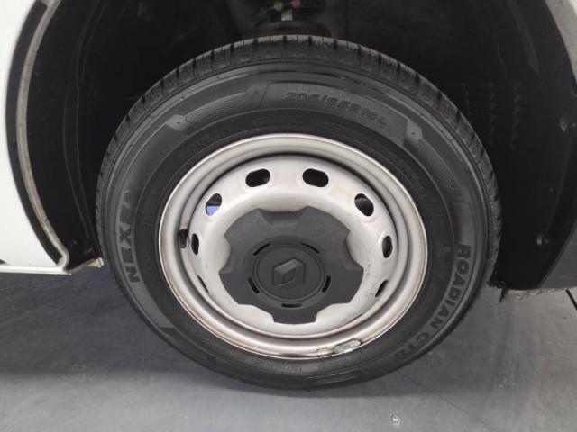 Renault Trafic image 1