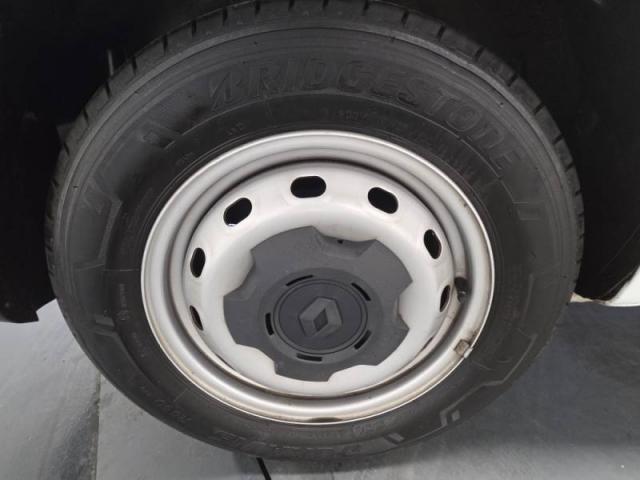 Renault Trafic image 3