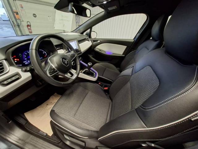 Renault Clio image 8