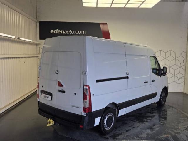 Renault Master image 2