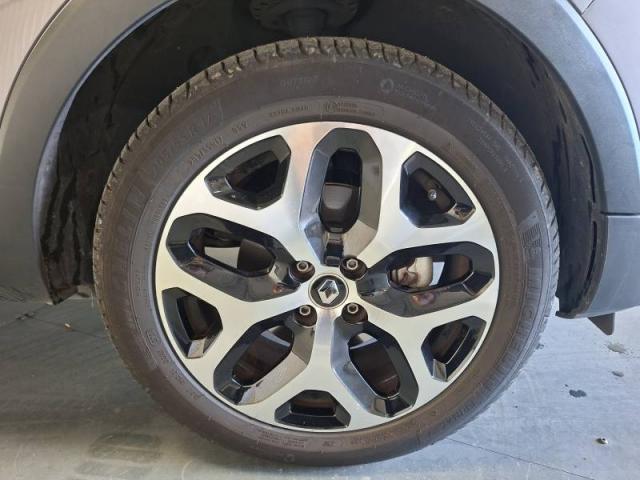 Renault Captur image 8