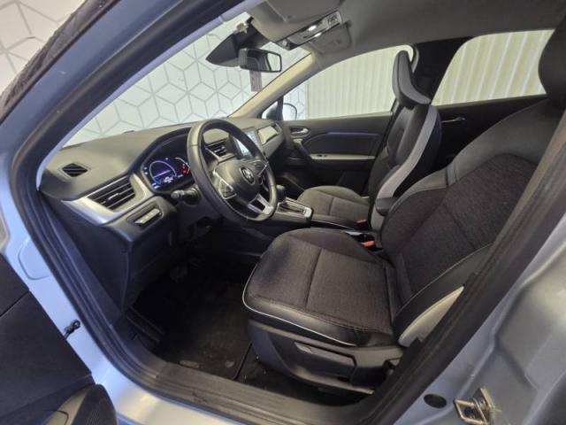 Renault Captur image 2