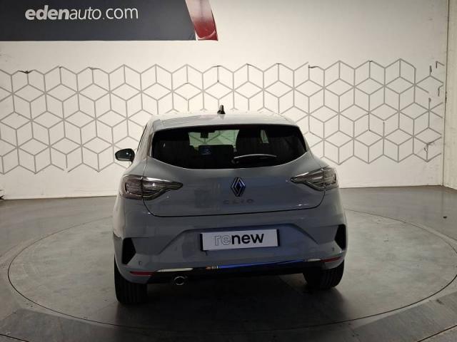 Renault Clio image 2