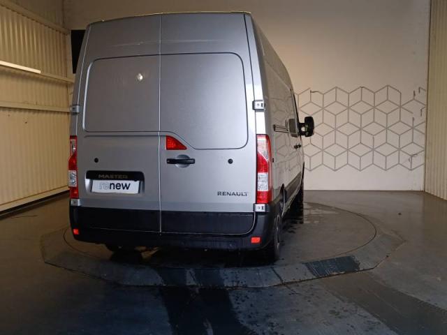 Renault Master image 1