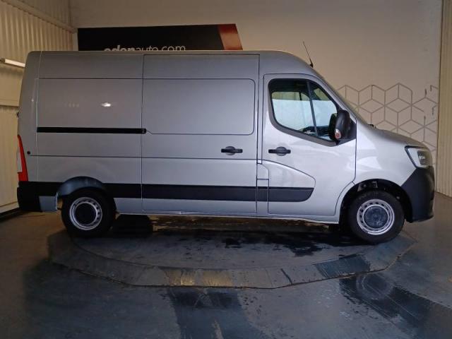 Renault Master image 8