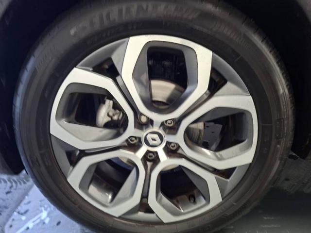 Renault Captur image 2