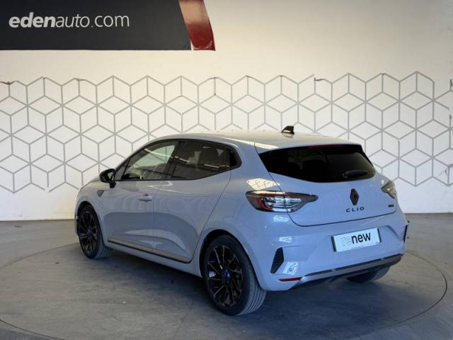 Renault Clio image 2