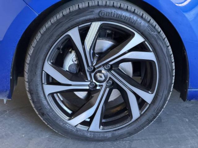 Renault Clio image 2