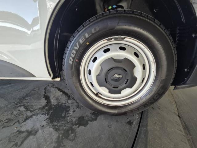 Renault Trafic image 8