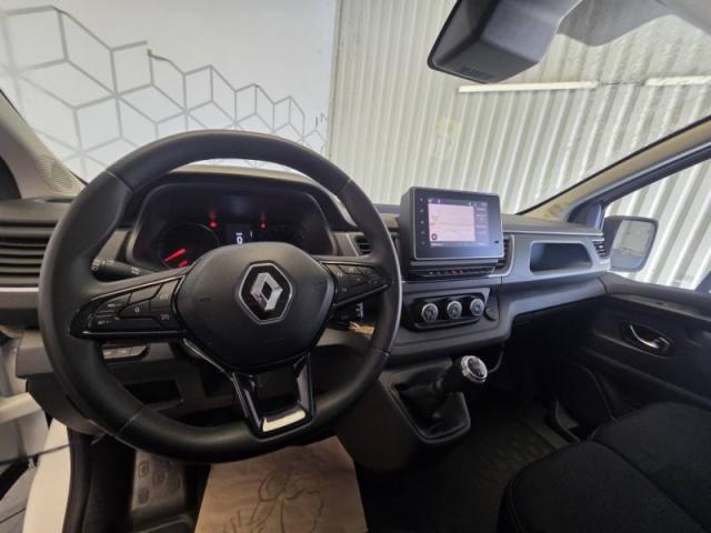 Renault Trafic image 3
