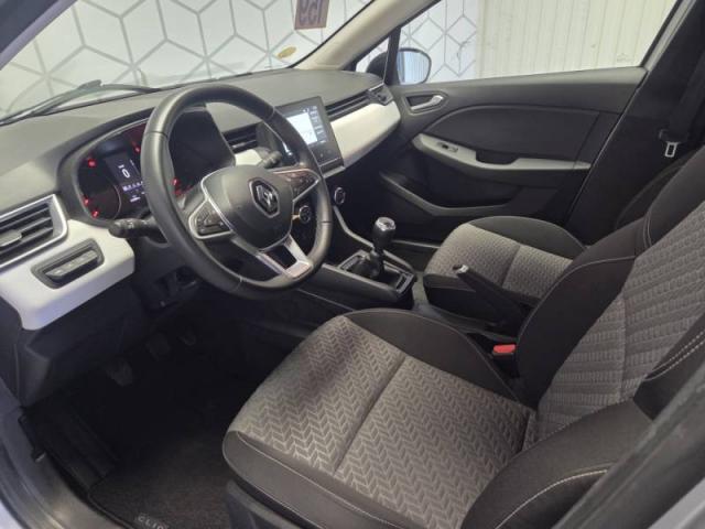 Renault Clio image 6