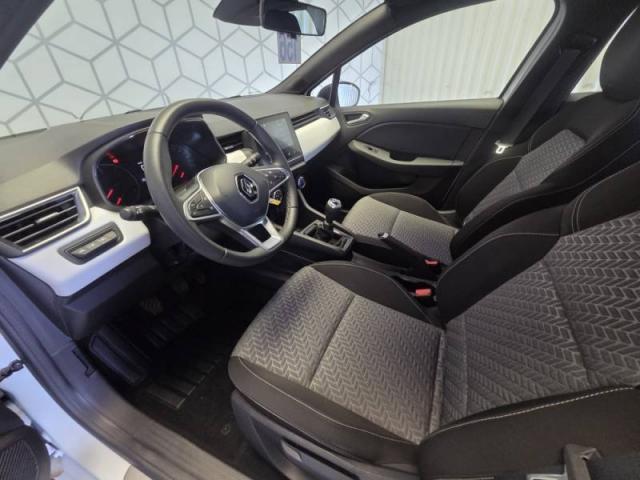 Renault Clio image 2