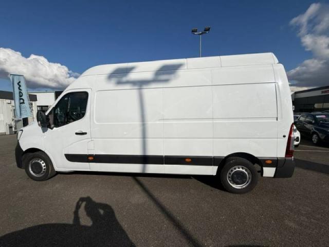 Renault Master image 2