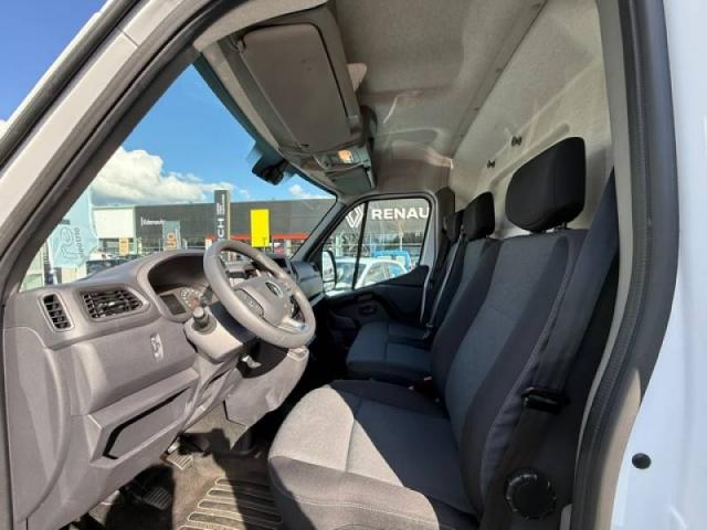 Renault Master image 3