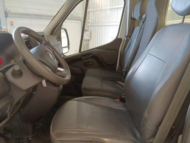 Renault Master image 2
