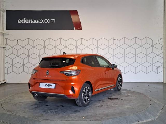 Renault Clio image 8