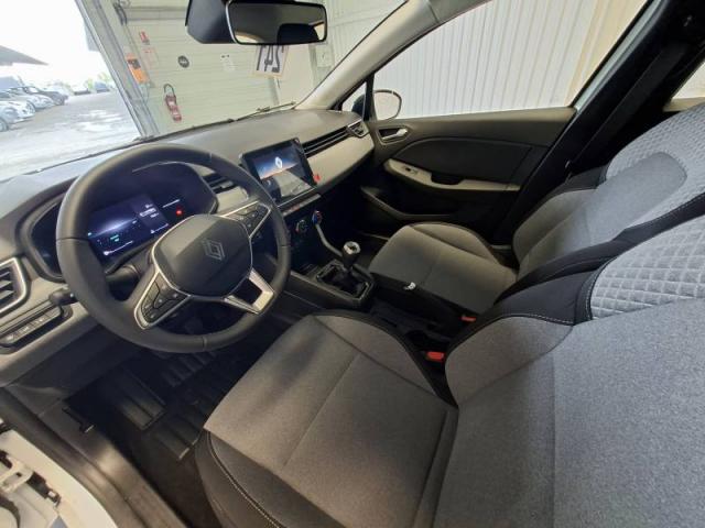 Renault Clio image 9