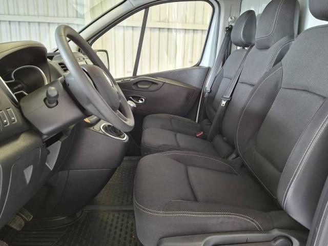 Renault Trafic image 5