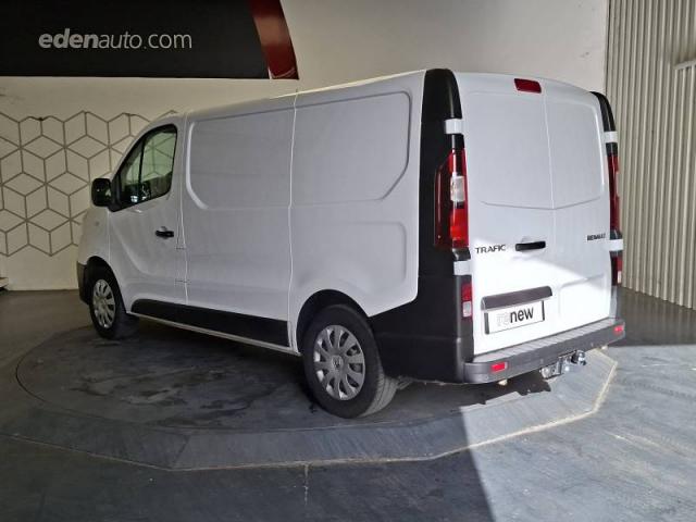 Renault Trafic image 2