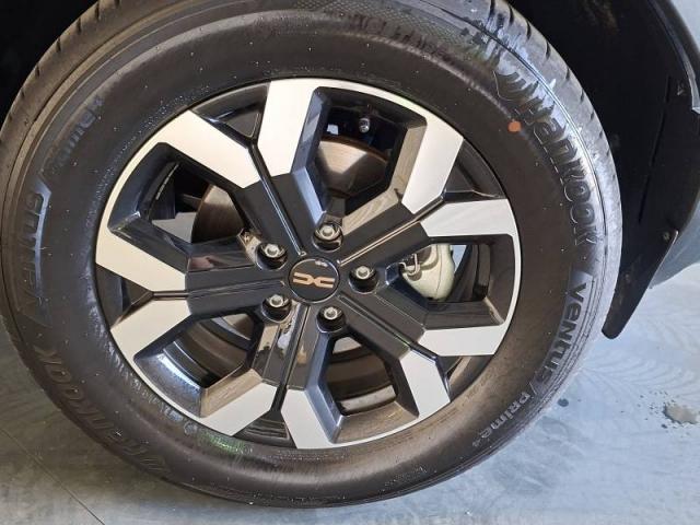 Dacia Duster image 2