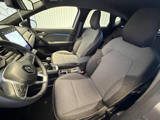 Renault Captur image 1