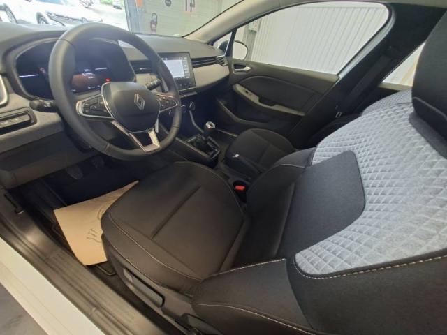 Renault Clio image 6