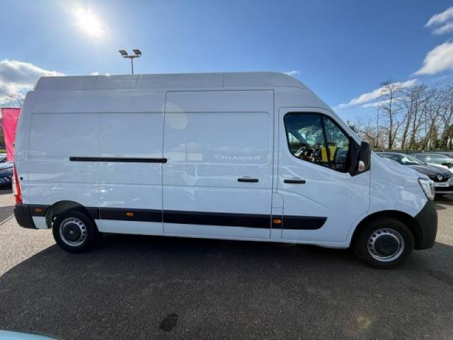 Renault Master image 1