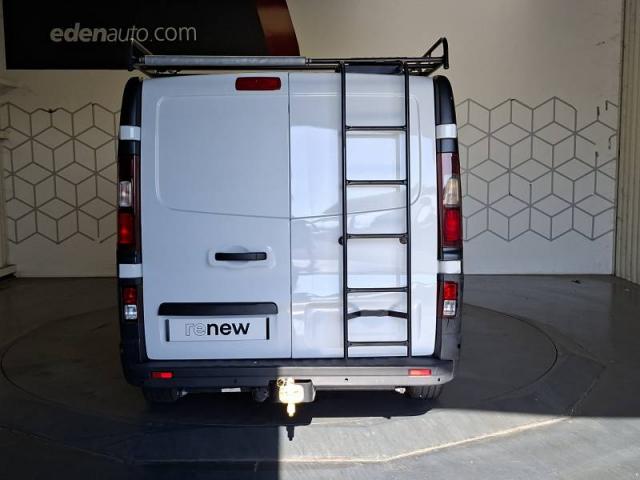 Renault Trafic image 2