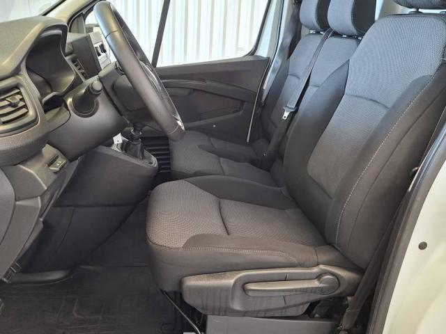 Renault Trafic image 5