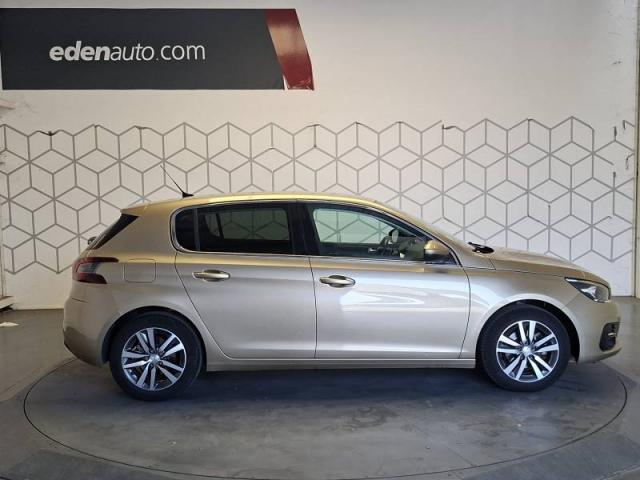 Peugeot 308 image 1