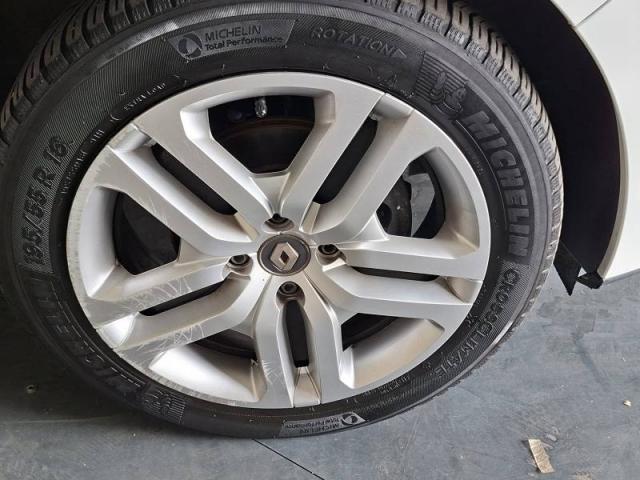 Renault Clio image 1