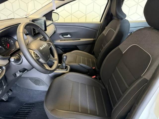 Dacia Sandero image 4