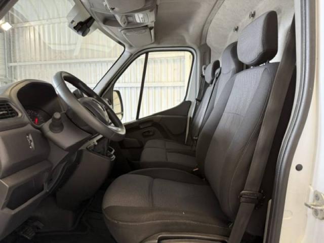 Renault Master image 6