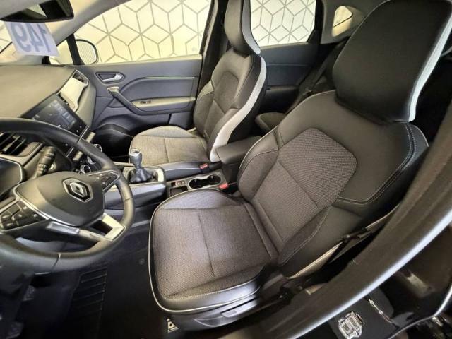 Renault Captur image 2
