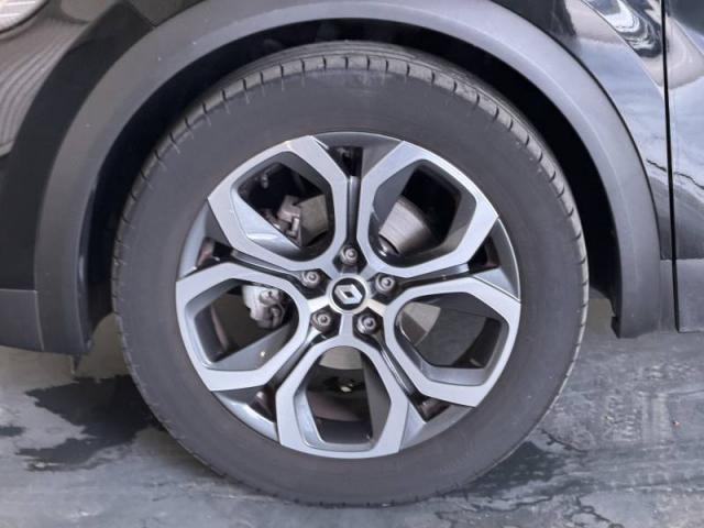 Renault Captur image 1