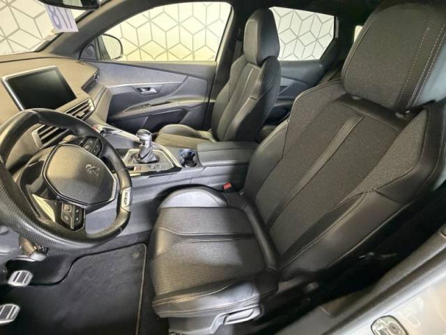 Peugeot 3008 image 2