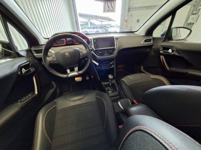 Peugeot 2008 image 1