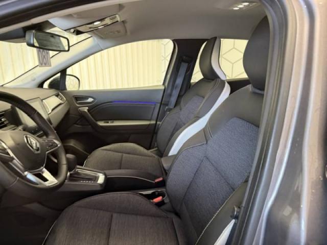 Renault Captur image 1