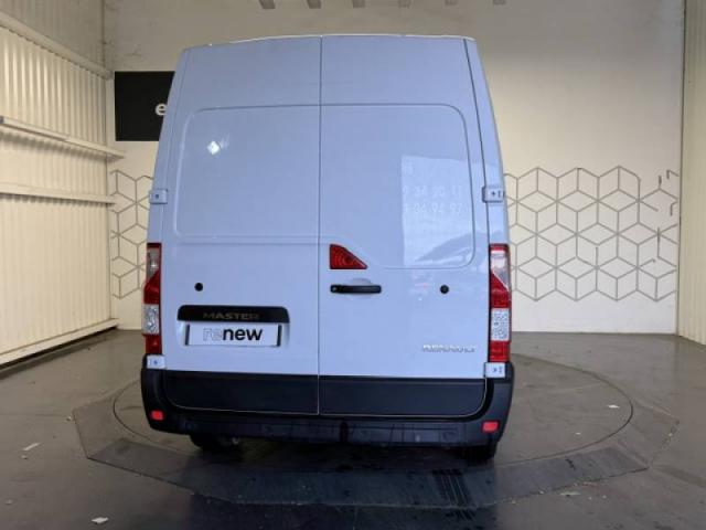 Renault Master image 1