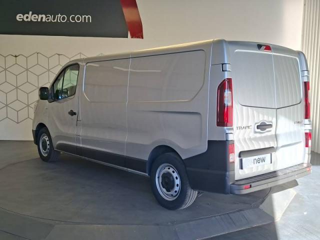 Renault Trafic image 2