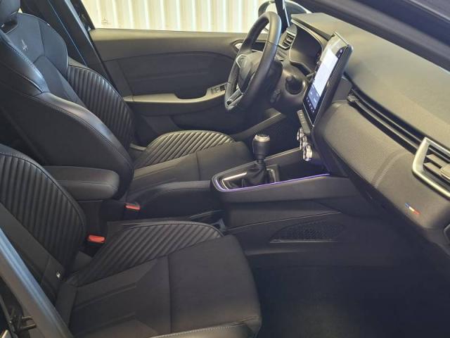 Renault Clio image 6