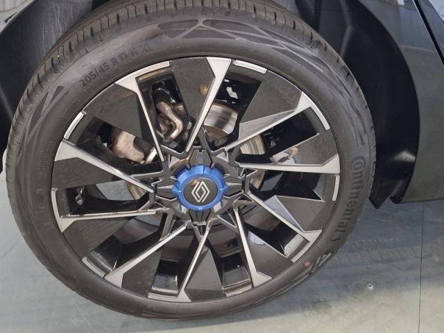 Renault Clio image 8