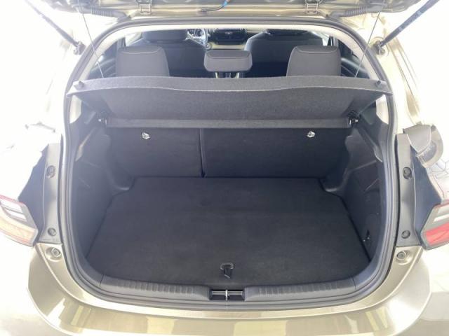 Toyota Yaris image 7