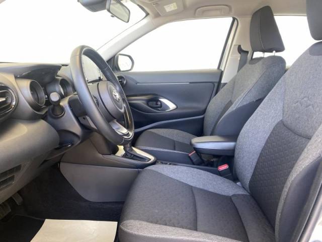 Toyota Yaris image 6