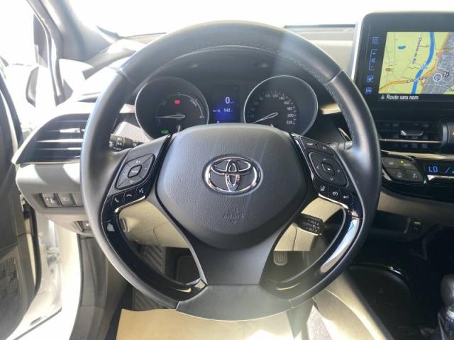Toyota C-Hr image 6