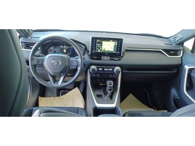 Toyota Rav4 image 5