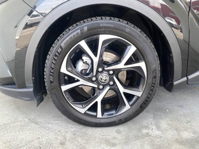 Toyota C-Hr image 5