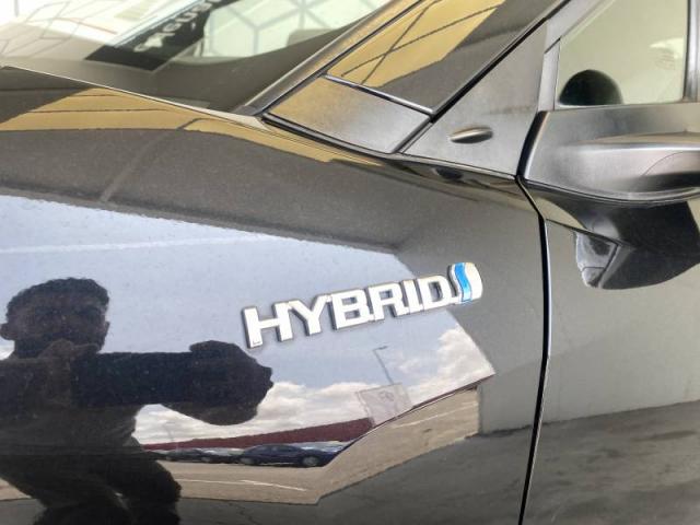 Toyota C-Hr image 8