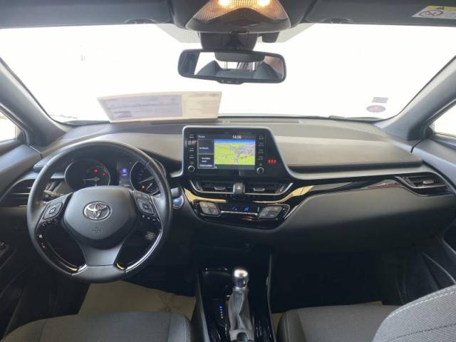 Toyota C-Hr image 6