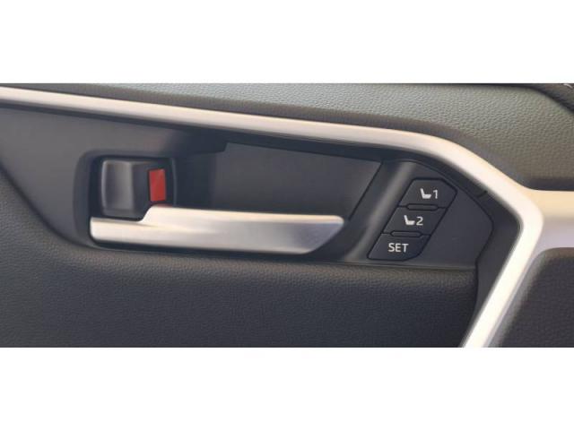 Toyota Rav4 image 6